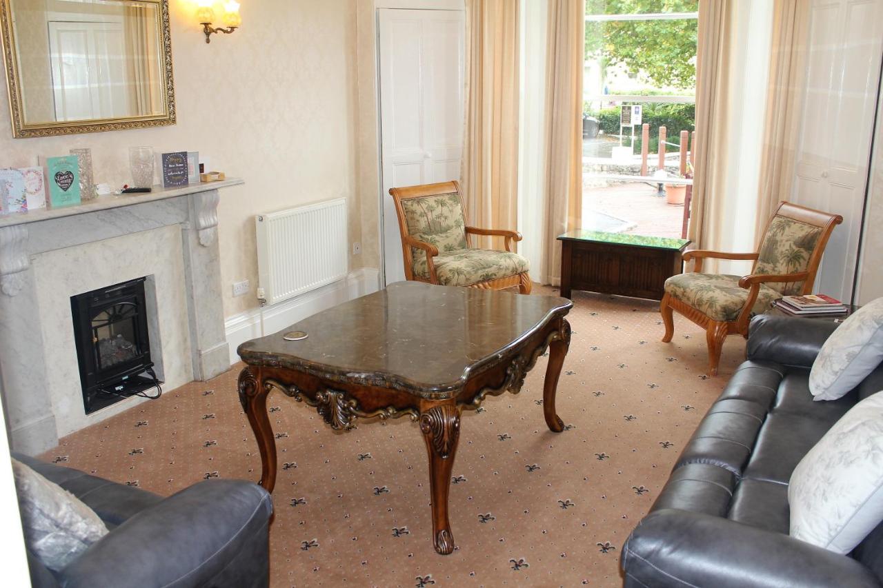 Tor Dean Guest House ทอร์คิ ภายนอก รูปภาพ