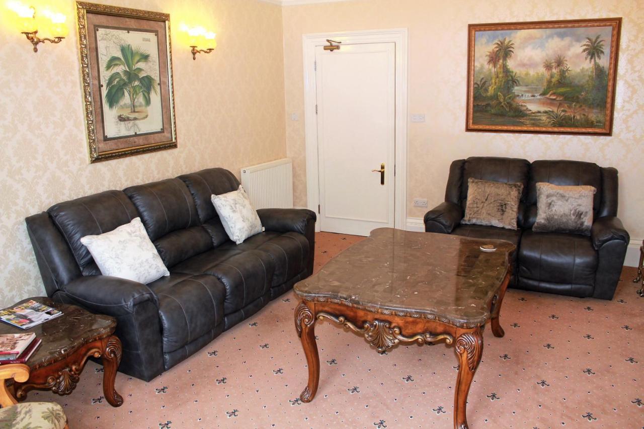 Tor Dean Guest House ทอร์คิ ภายนอก รูปภาพ